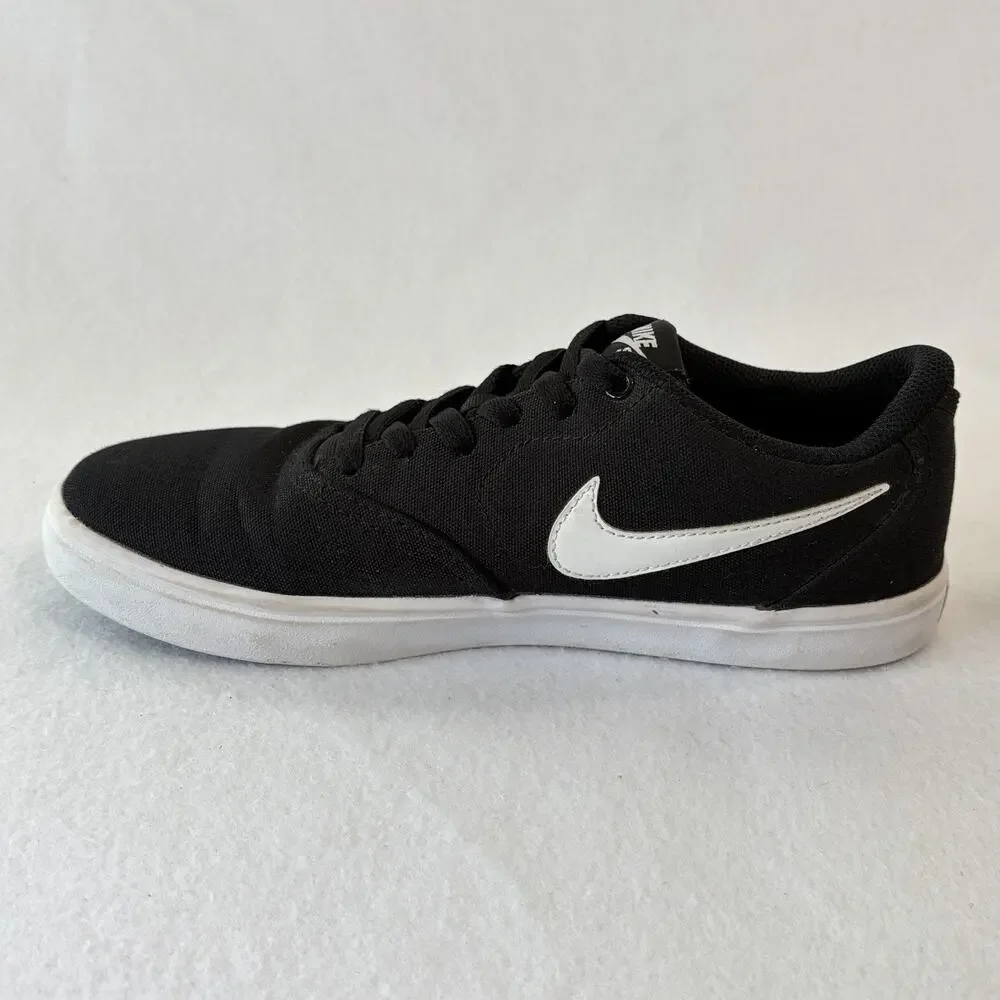 Nike SB Shoes Women’s 9.5 Black White Sneakers Low Top